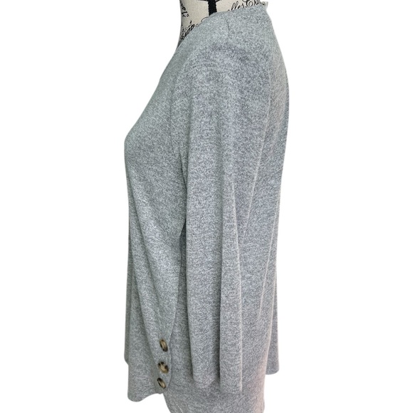 Gray Love Heart Women's Top - Picture 5 of 11